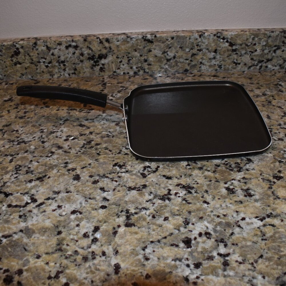 Farberware Non Stick Griddle Pan